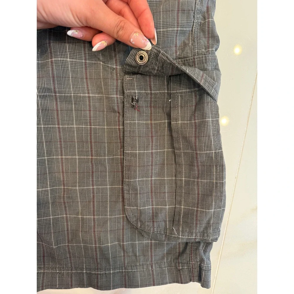 Epic Threads Mens Grey Plaid Cargo Shorts Size 14 Multi Pocket Casual WPL8046